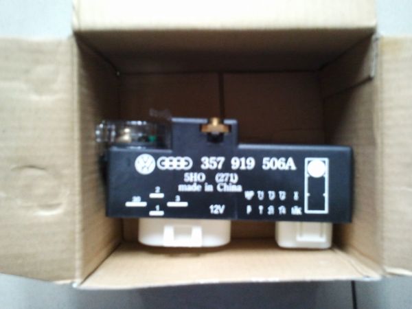 Módulo, Rele Ou Centralina Da Ventoinha Vw Golf 357919506a